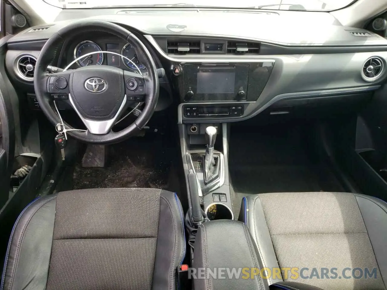8 Фотография поврежденного автомобиля 2T1BURHE7KC192852 TOYOTA COROLLA 2019