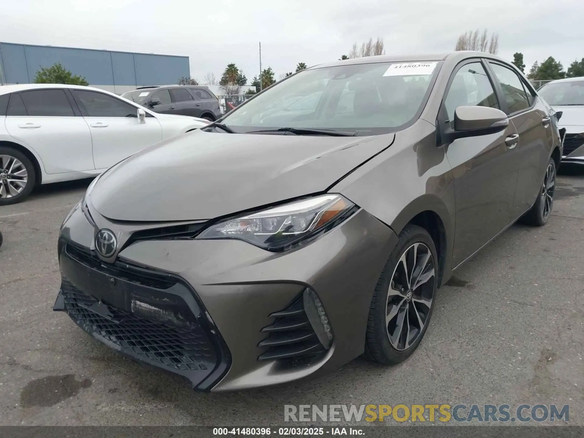 2 Photograph of a damaged car 2T1BURHE7KC196769 TOYOTA COROLLA 2019