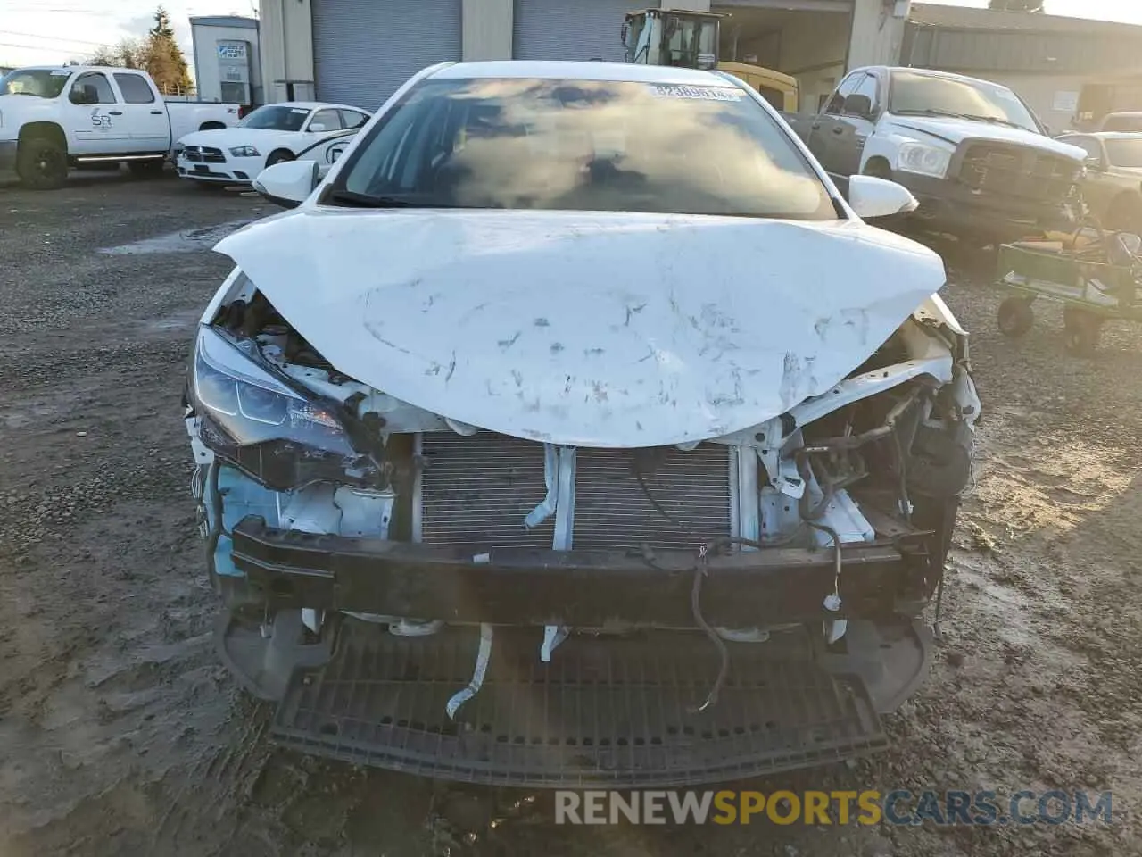 5 Фотография поврежденного автомобиля 2T1BURHE7KC198845 TOYOTA COROLLA 2019