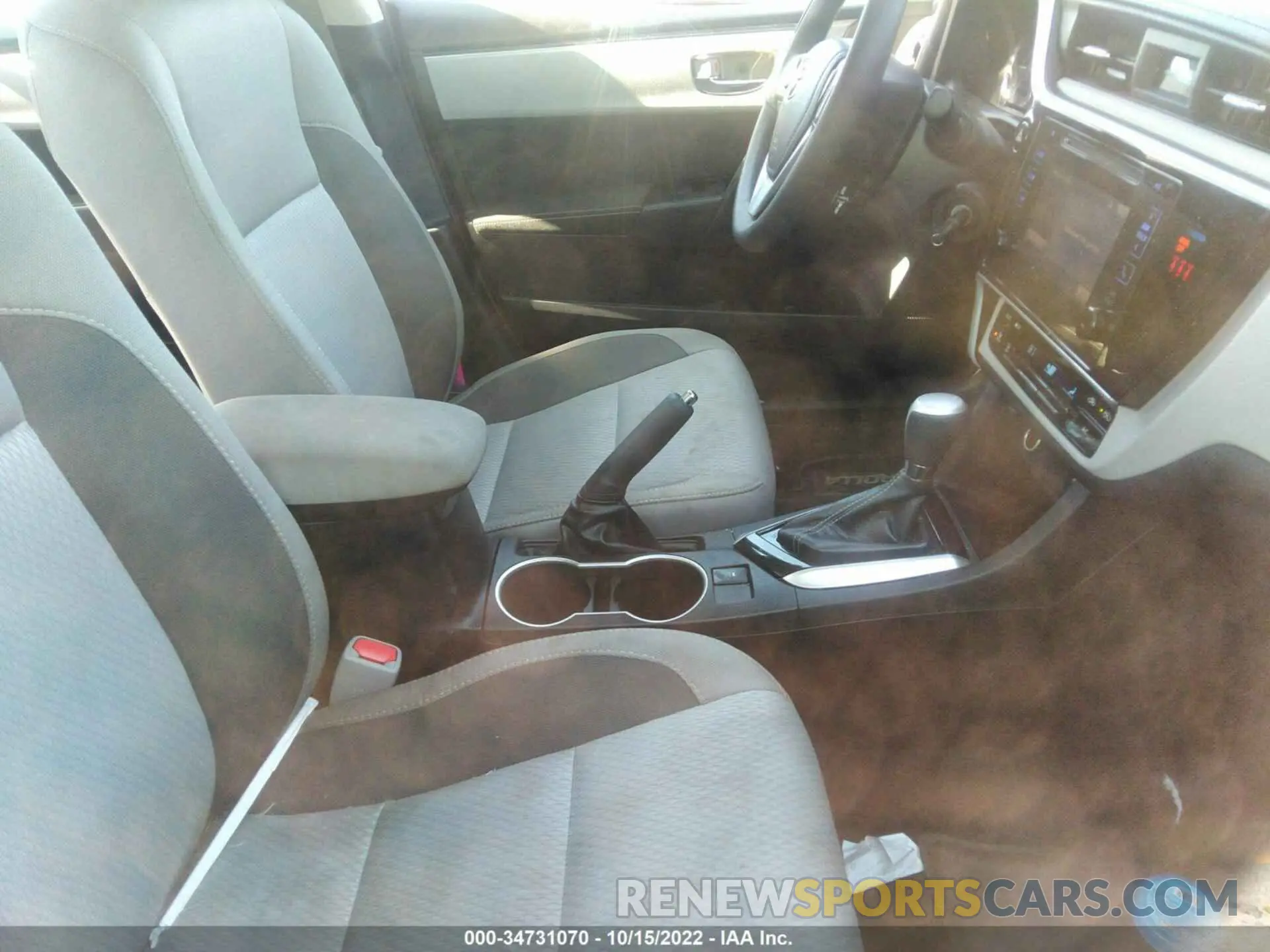 5 Photograph of a damaged car 2T1BURHE7KC204255 TOYOTA COROLLA 2019