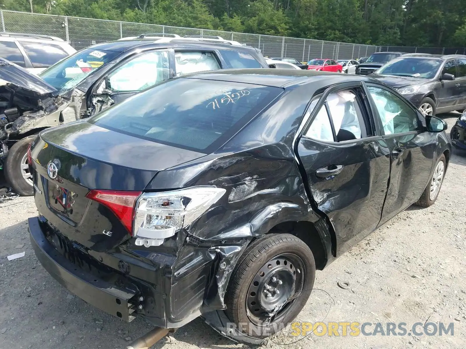 4 Photograph of a damaged car 2T1BURHE7KC208726 TOYOTA COROLLA 2019