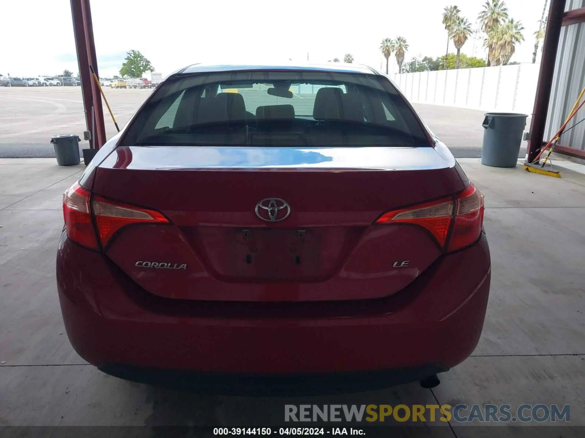 17 Photograph of a damaged car 2T1BURHE7KC211836 TOYOTA COROLLA 2019
