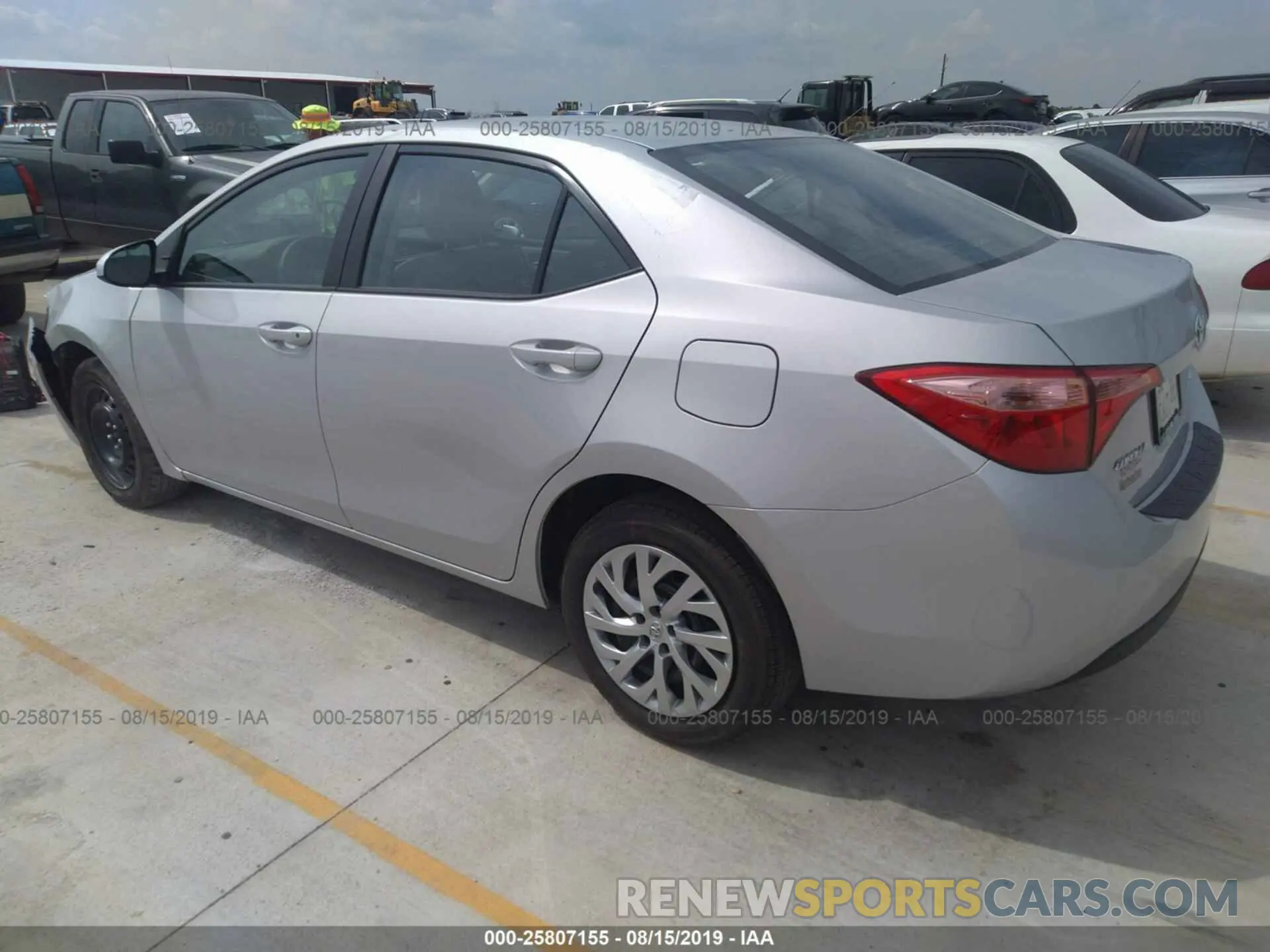 3 Photograph of a damaged car 2T1BURHE7KC214378 TOYOTA COROLLA 2019