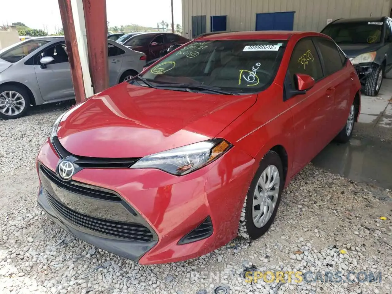 2 Фотография поврежденного автомобиля 2T1BURHE7KC217135 TOYOTA COROLLA 2019
