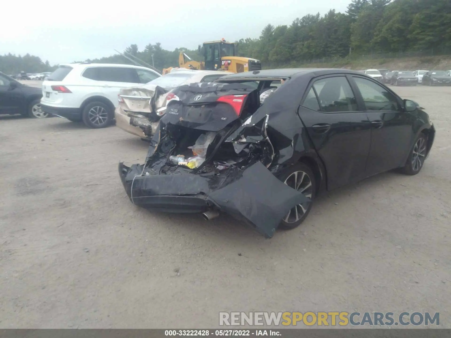 4 Photograph of a damaged car 2T1BURHE7KC219869 TOYOTA COROLLA 2019
