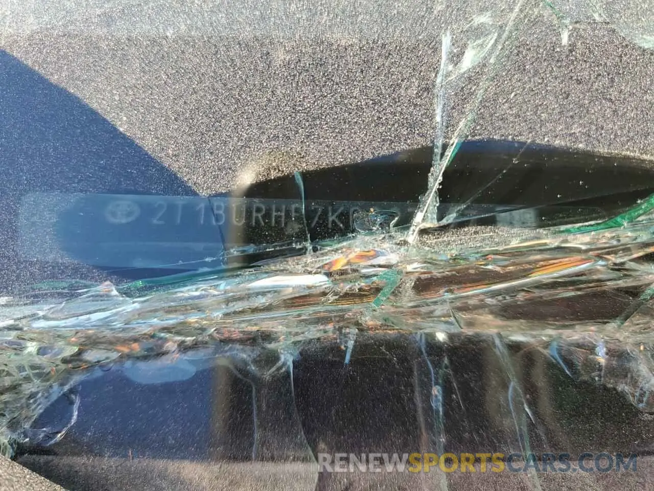 12 Photograph of a damaged car 2T1BURHE7KC227227 TOYOTA COROLLA 2019