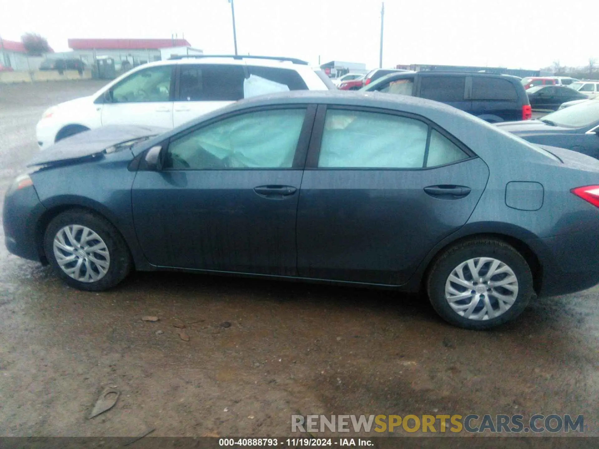 14 Фотография поврежденного автомобиля 2T1BURHE7KC241807 TOYOTA COROLLA 2019