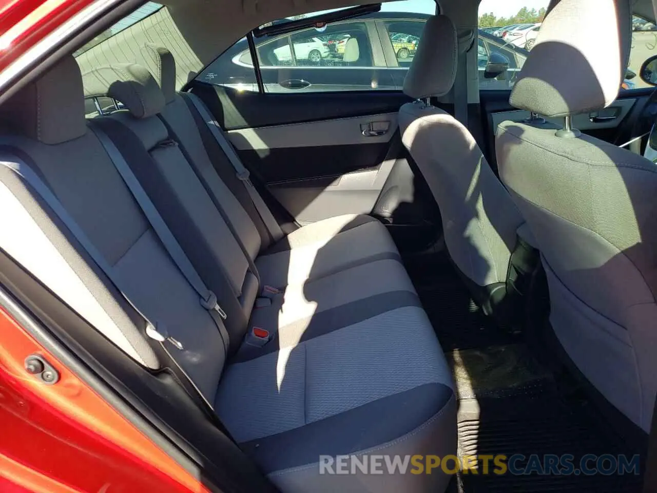 6 Photograph of a damaged car 2T1BURHE7KC243587 TOYOTA COROLLA 2019