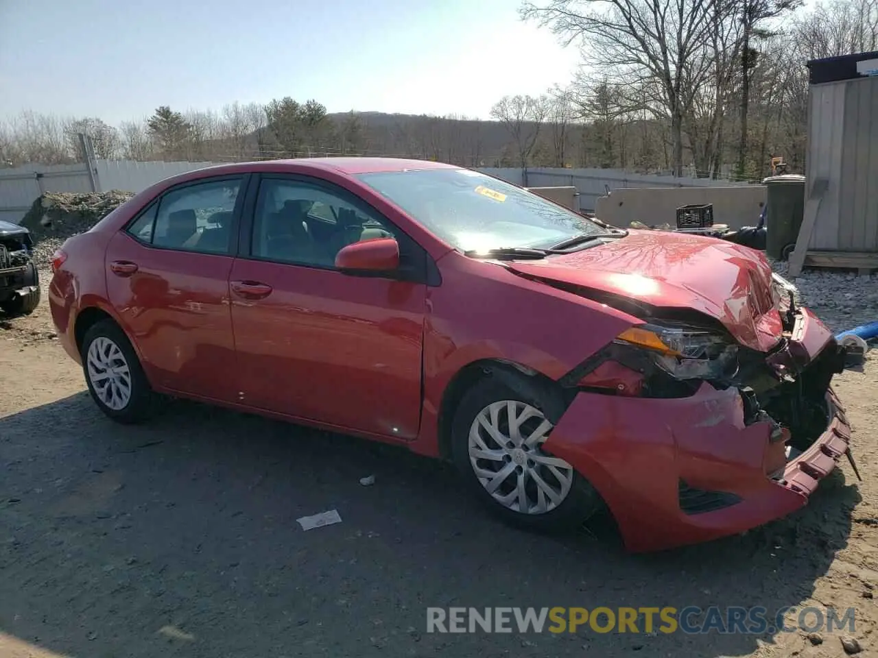 4 Photograph of a damaged car 2T1BURHE8KC132028 TOYOTA COROLLA 2019