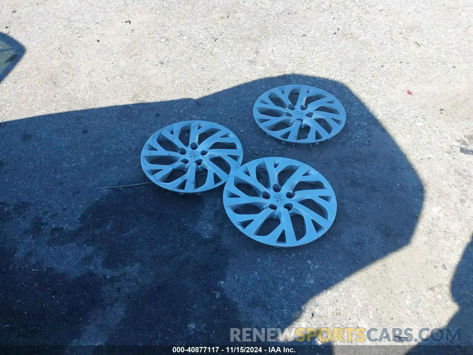 12 Photograph of a damaged car 2T1BURHE8KC149668 TOYOTA COROLLA 2019