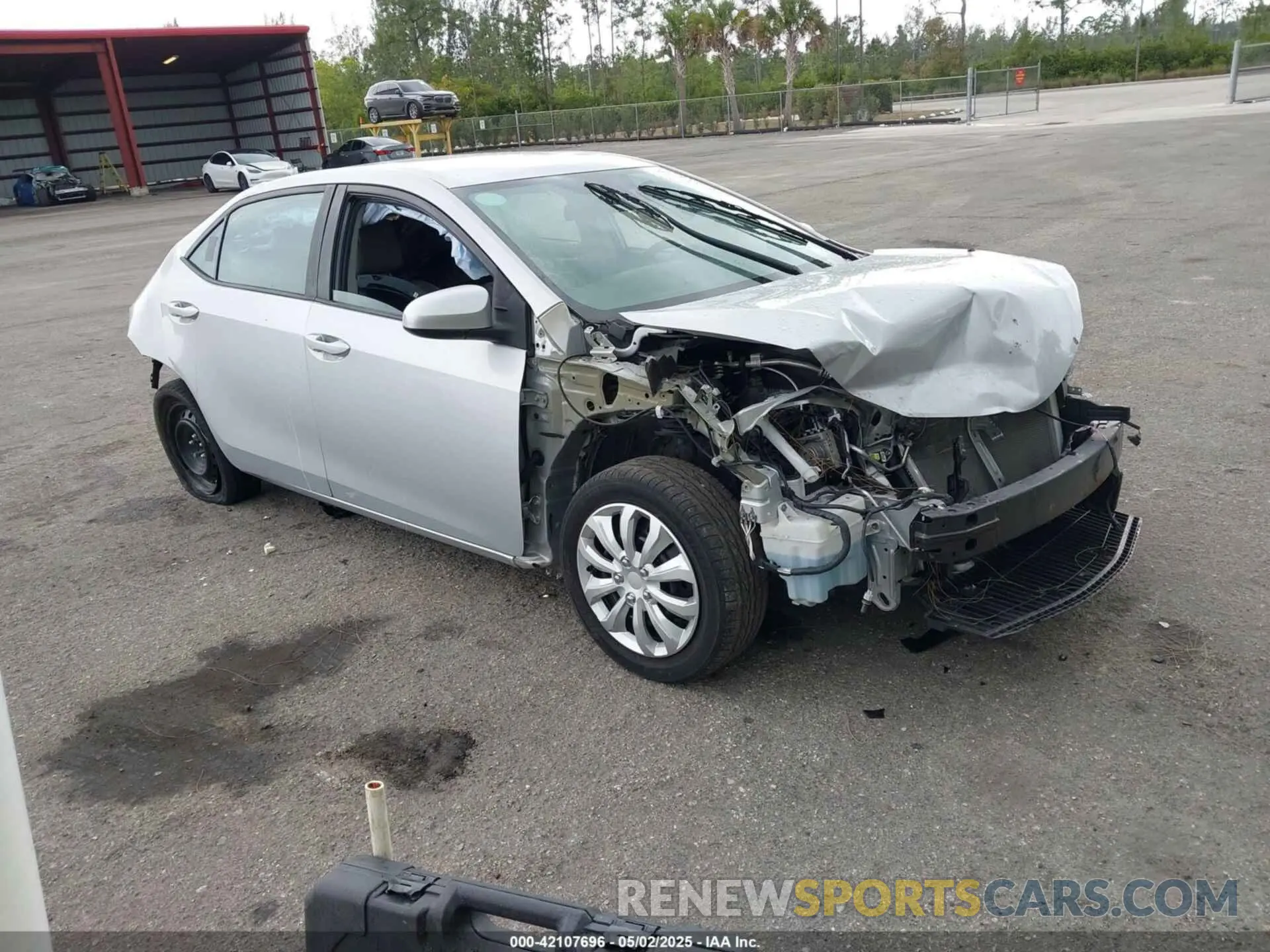1 Фотография поврежденного автомобиля 2T1BURHE8KC170584 TOYOTA COROLLA 2019