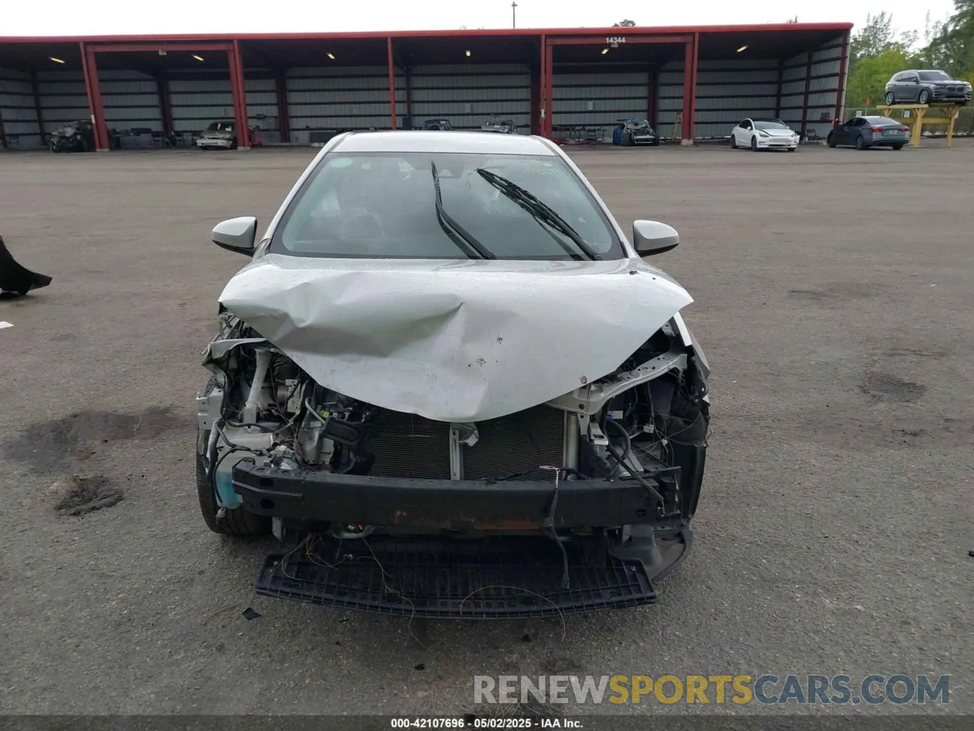 12 Фотография поврежденного автомобиля 2T1BURHE8KC170584 TOYOTA COROLLA 2019