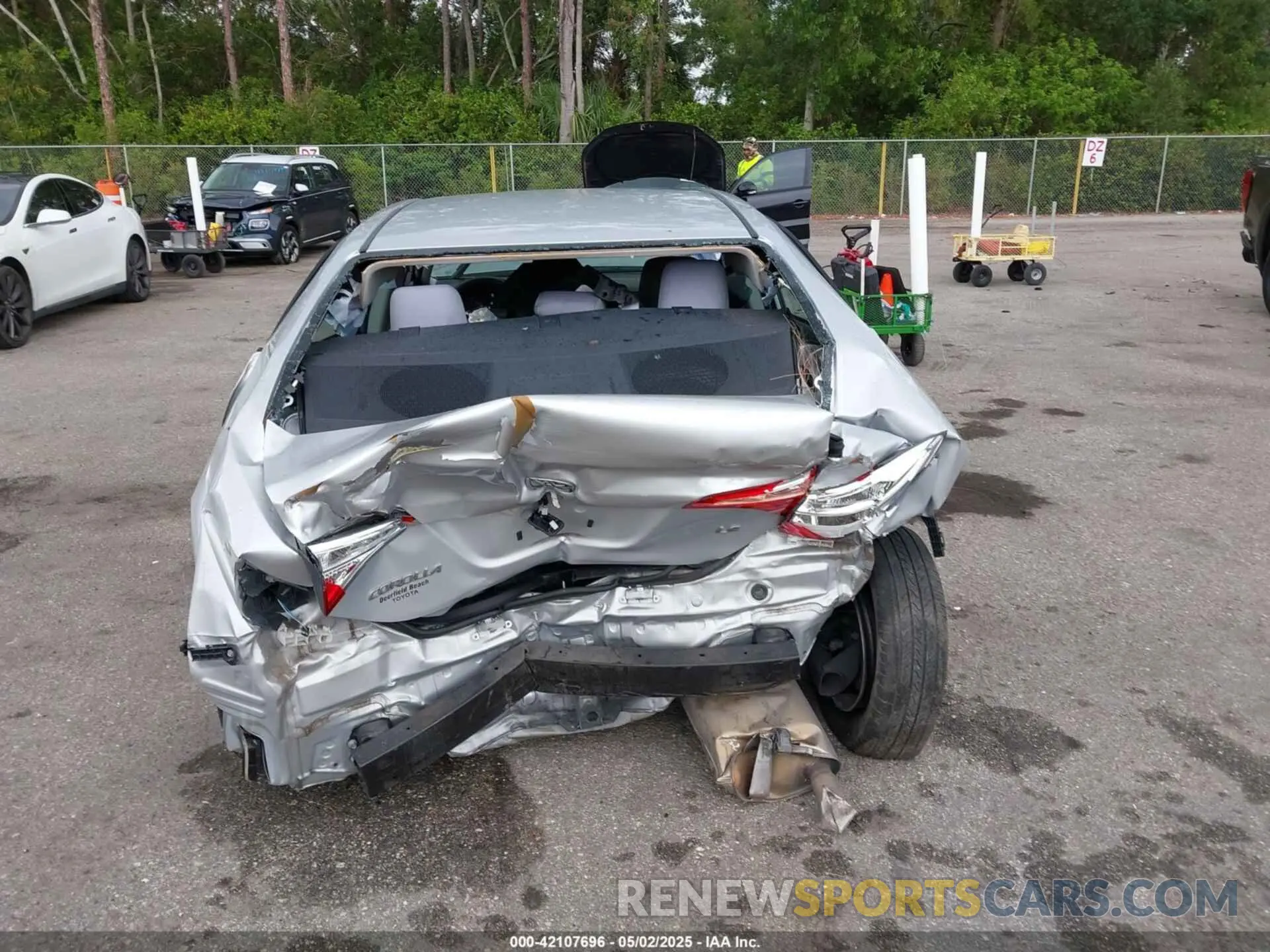 16 Фотография поврежденного автомобиля 2T1BURHE8KC170584 TOYOTA COROLLA 2019