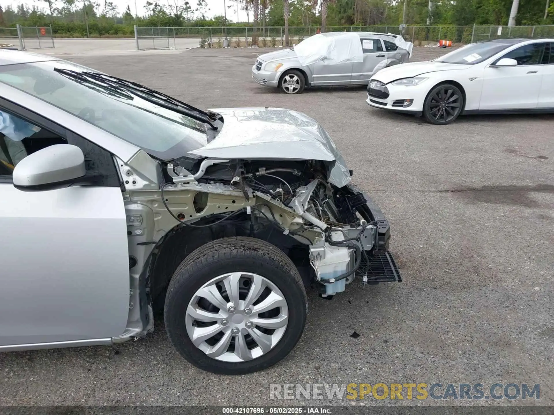 19 Фотография поврежденного автомобиля 2T1BURHE8KC170584 TOYOTA COROLLA 2019