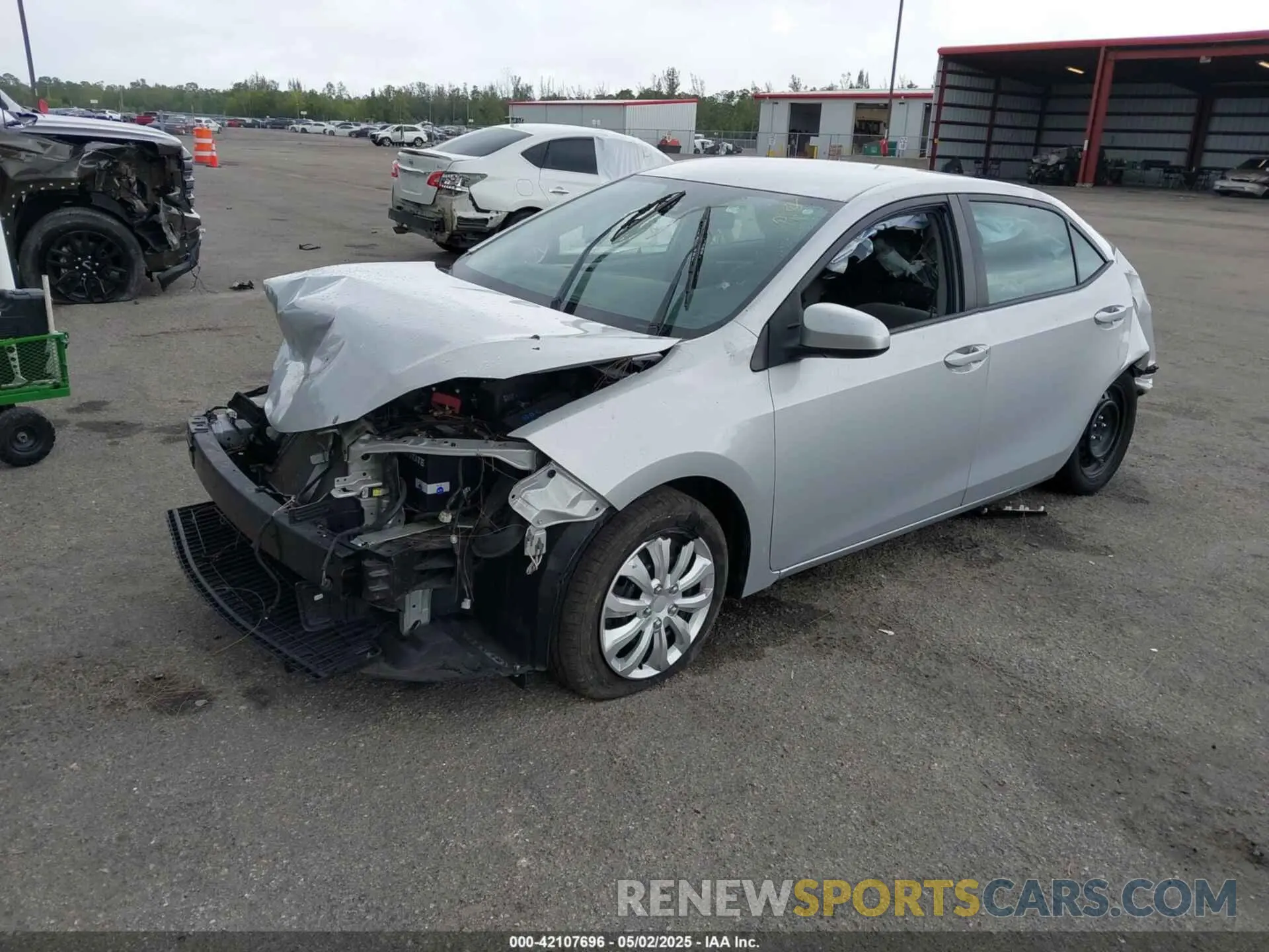 2 Фотография поврежденного автомобиля 2T1BURHE8KC170584 TOYOTA COROLLA 2019