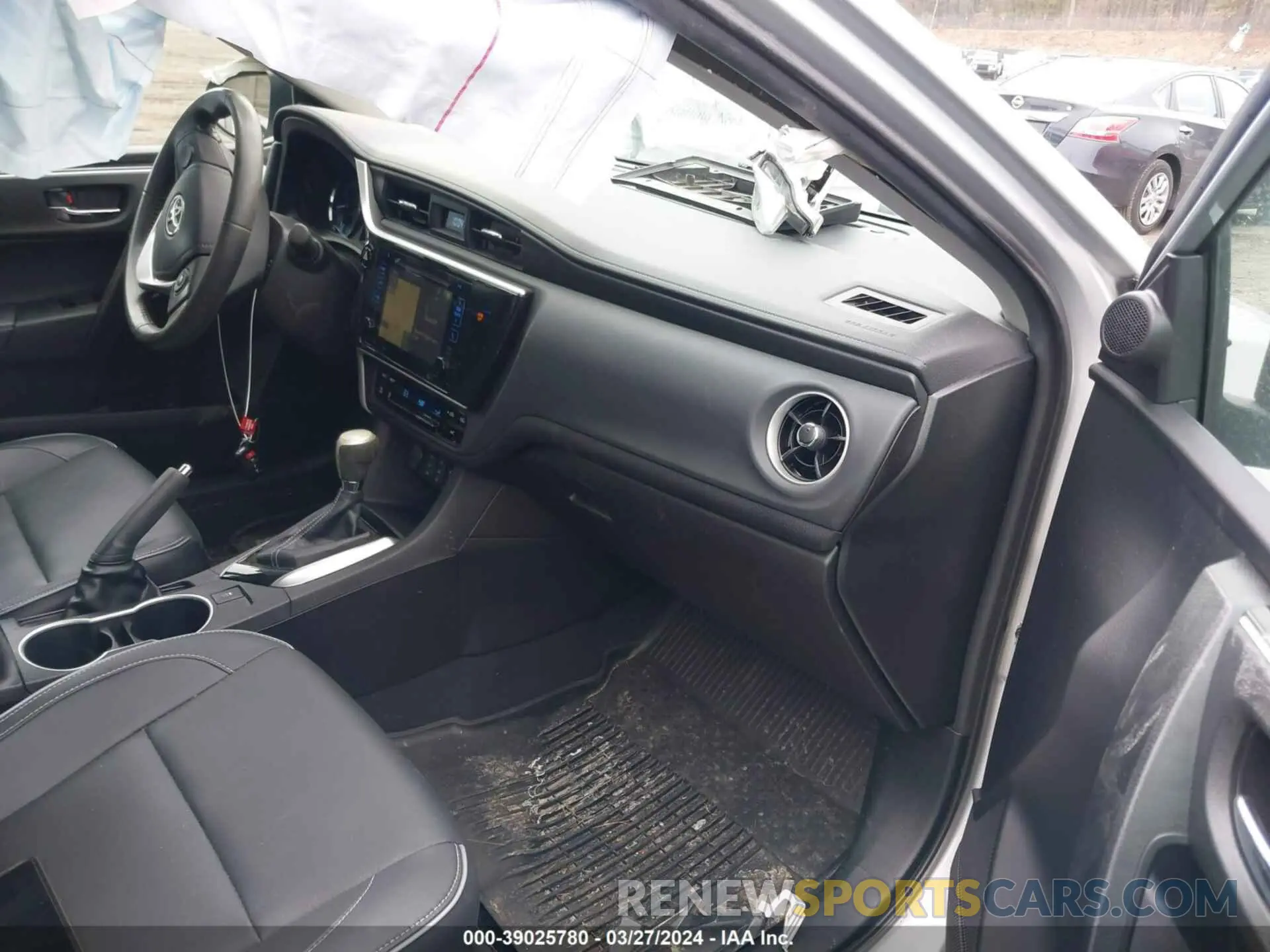 5 Фотография поврежденного автомобиля 2T1BURHE8KC171833 TOYOTA COROLLA 2019