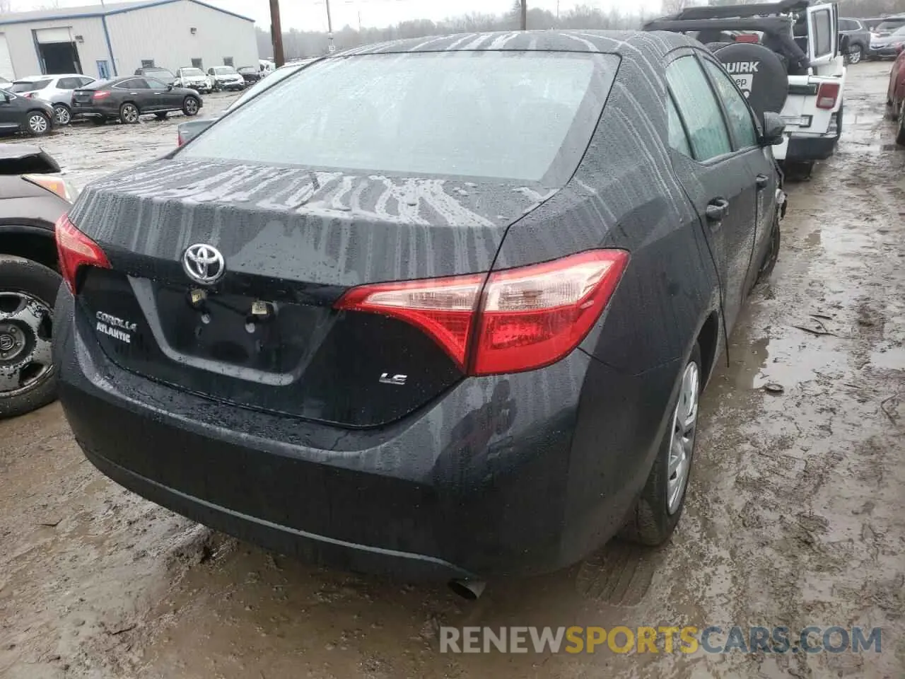 4 Photograph of a damaged car 2T1BURHE8KC176918 TOYOTA COROLLA 2019