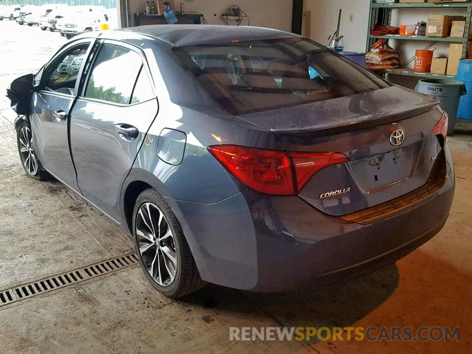 3 Photograph of a damaged car 2T1BURHE8KC198207 TOYOTA COROLLA 2019