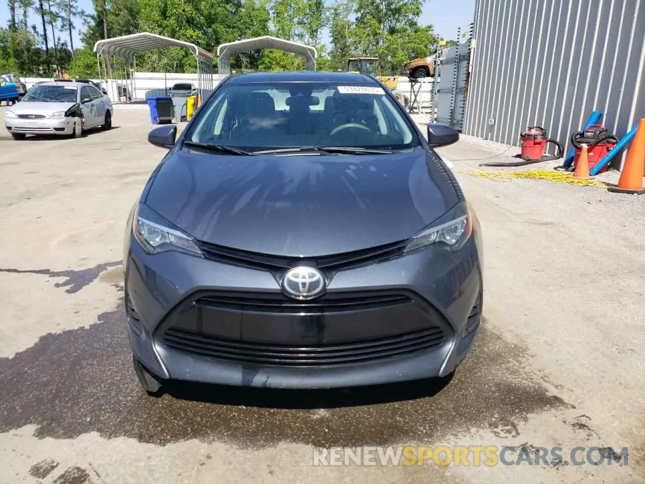 5 Photograph of a damaged car 2T1BURHE8KC207066 TOYOTA COROLLA 2019