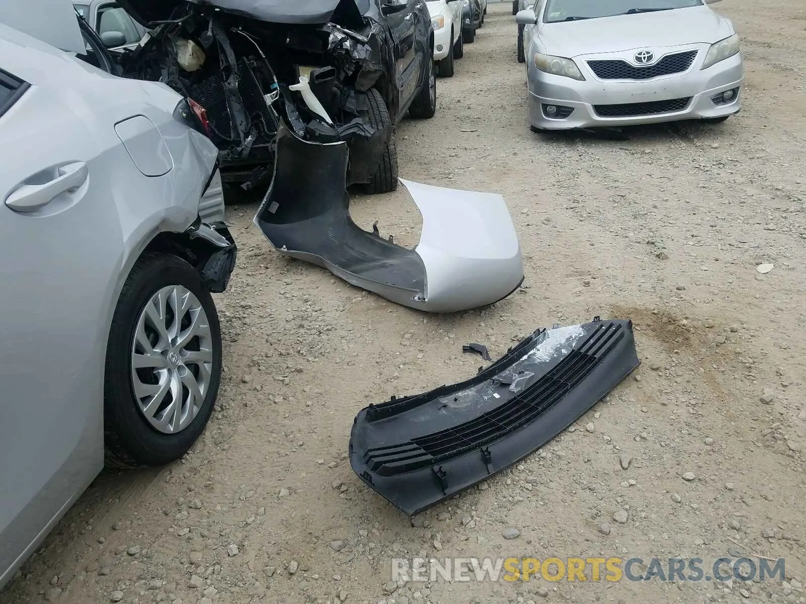 9 Photograph of a damaged car 2T1BURHE8KC234767 TOYOTA COROLLA 2019