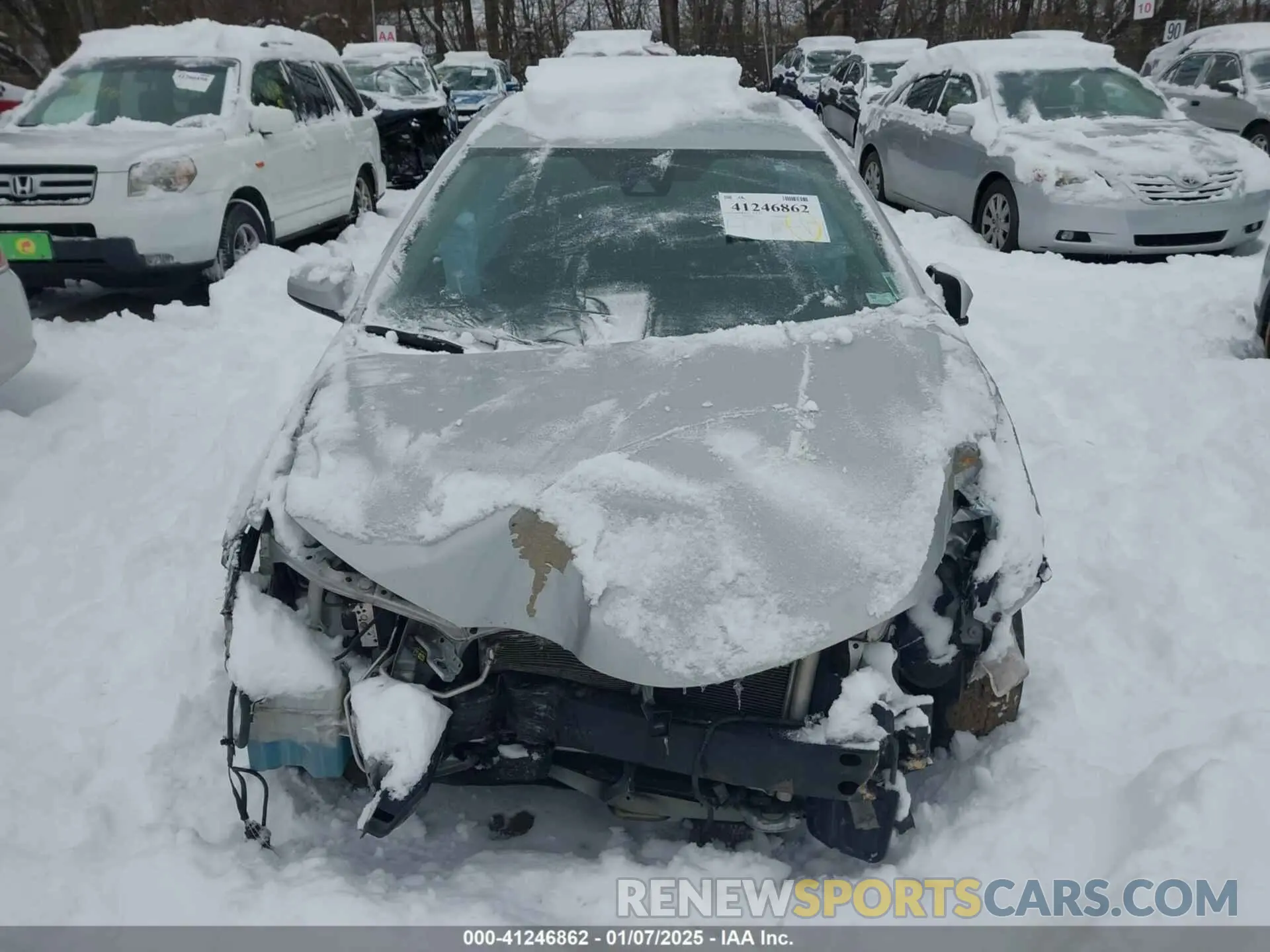 11 Photograph of a damaged car 2T1BURHE8KC243100 TOYOTA COROLLA 2019