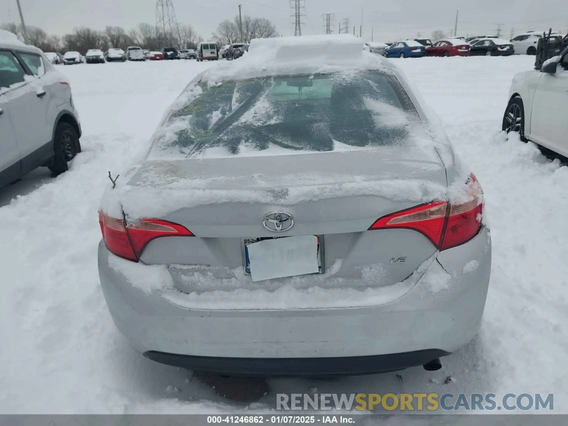 16 Photograph of a damaged car 2T1BURHE8KC243100 TOYOTA COROLLA 2019