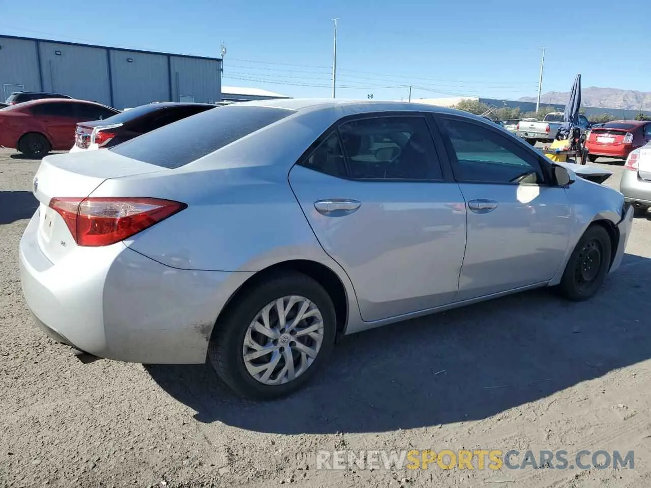 3 Photograph of a damaged car 2T1BURHE8KC243520 TOYOTA COROLLA 2019