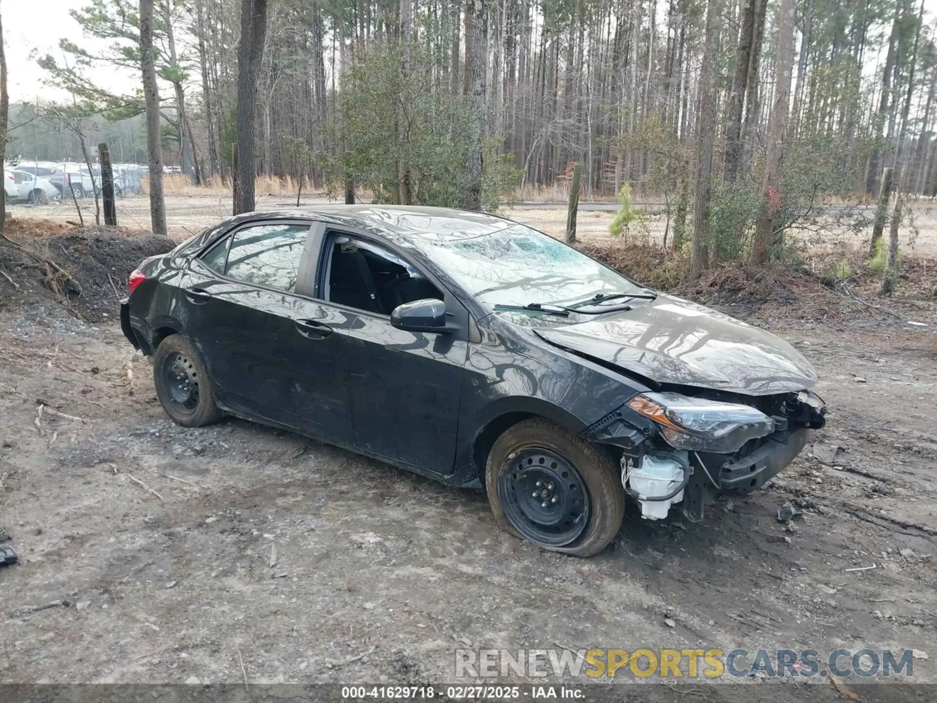 1 Photograph of a damaged car 2T1BURHE9KC136783 TOYOTA COROLLA 2019