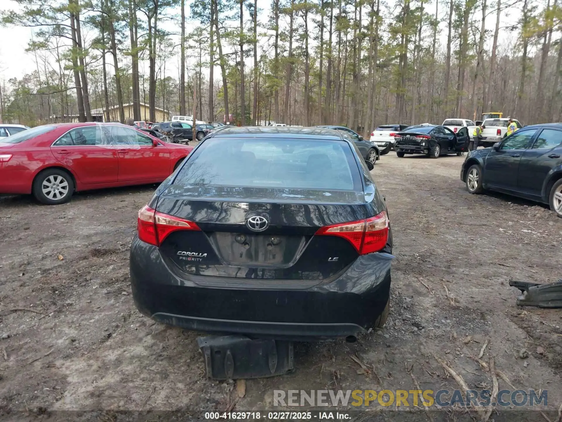 16 Photograph of a damaged car 2T1BURHE9KC136783 TOYOTA COROLLA 2019