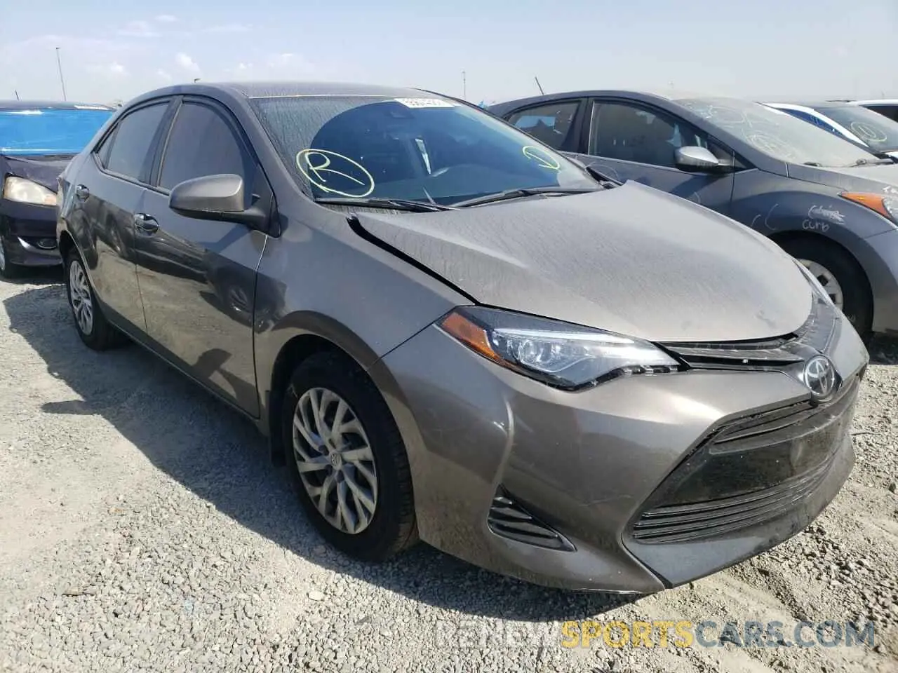 1 Photograph of a damaged car 2T1BURHE9KC145872 TOYOTA COROLLA 2019