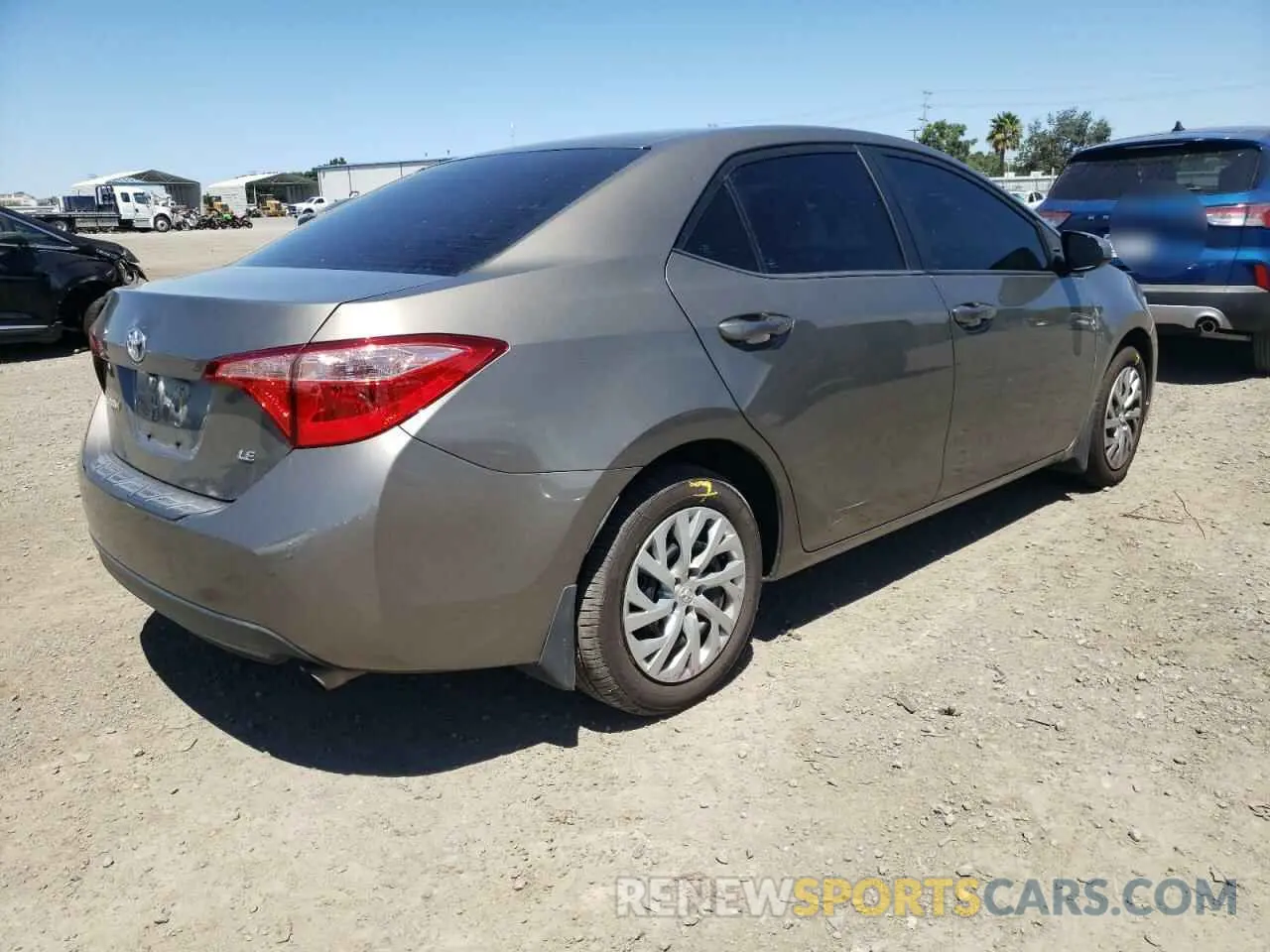 4 Photograph of a damaged car 2T1BURHE9KC145872 TOYOTA COROLLA 2019