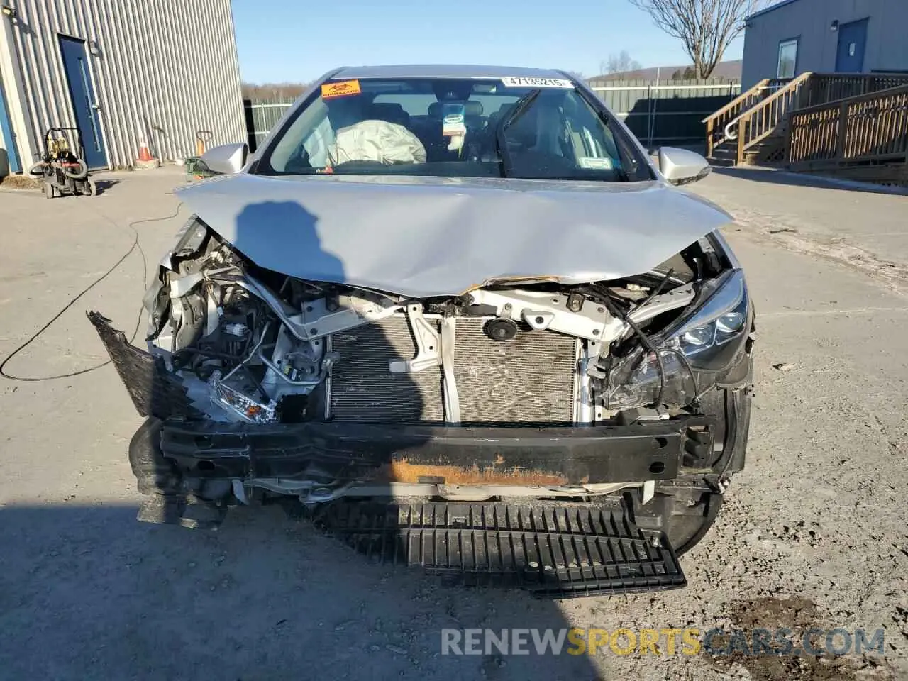 5 Фотография поврежденного автомобиля 2T1BURHE9KC150036 TOYOTA COROLLA 2019
