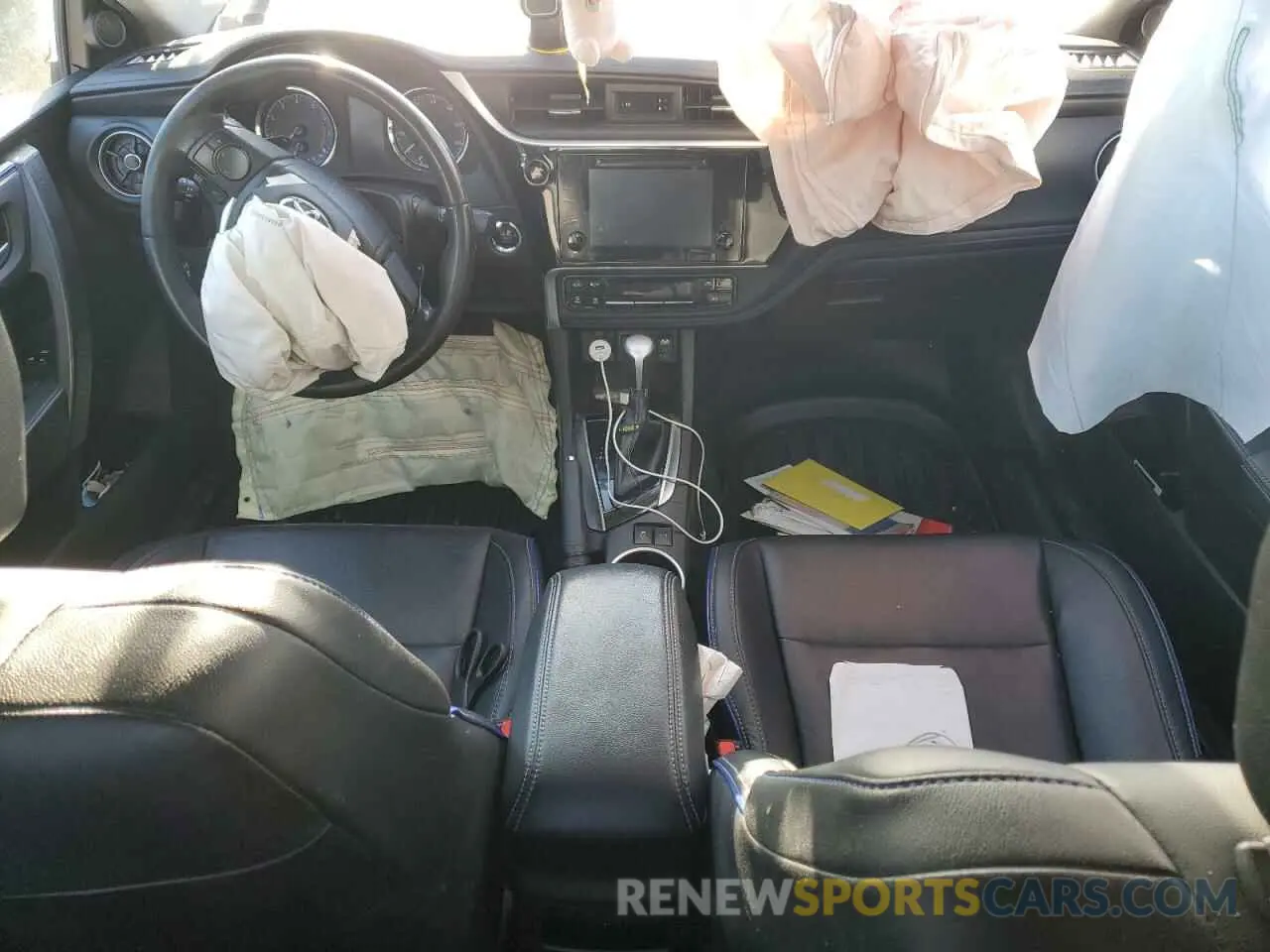 8 Фотография поврежденного автомобиля 2T1BURHE9KC150036 TOYOTA COROLLA 2019