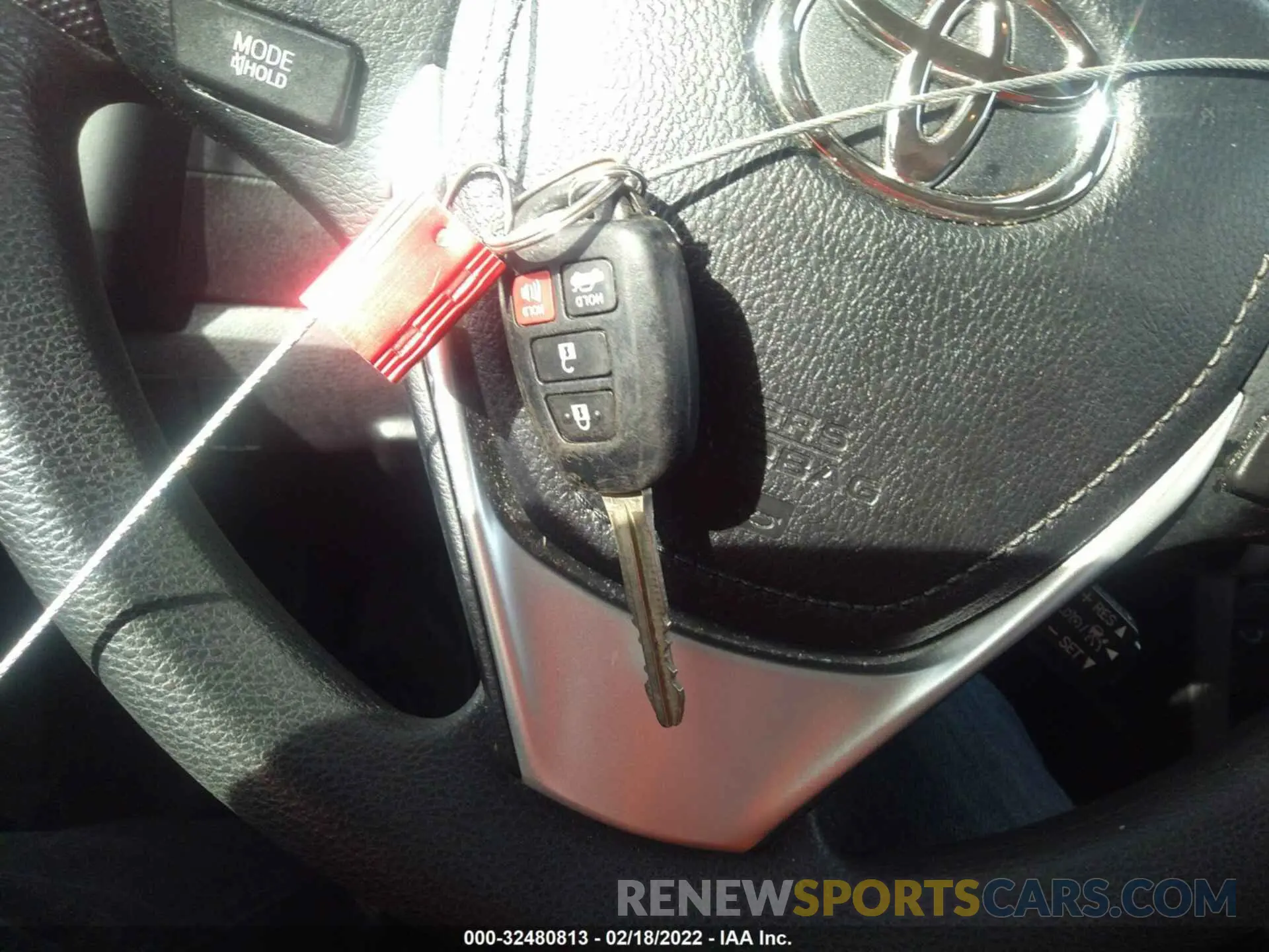 10 Photograph of a damaged car 2T1BURHE9KC150344 TOYOTA COROLLA 2019