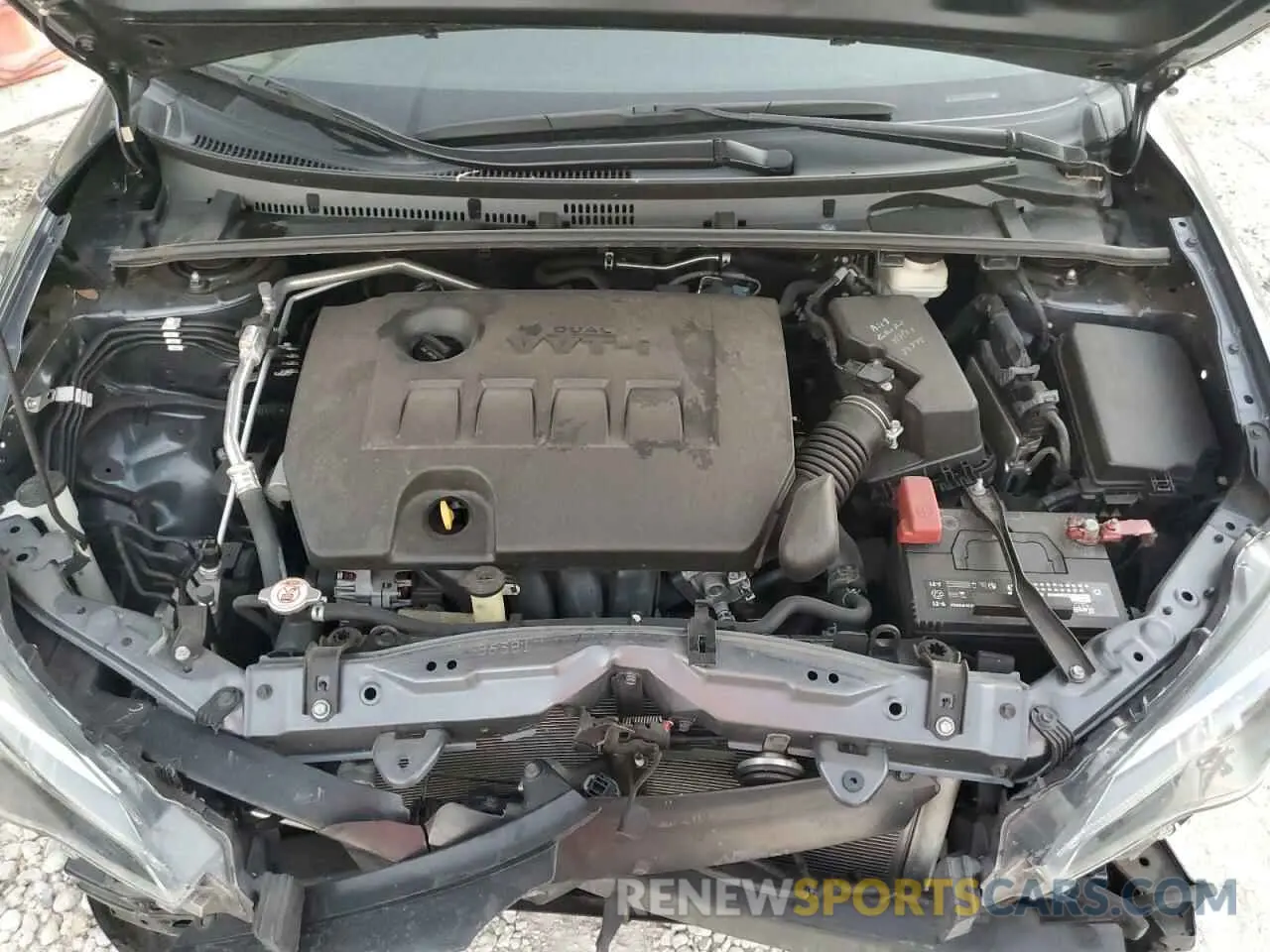 11 Photograph of a damaged car 2T1BURHE9KC158198 TOYOTA COROLLA 2019