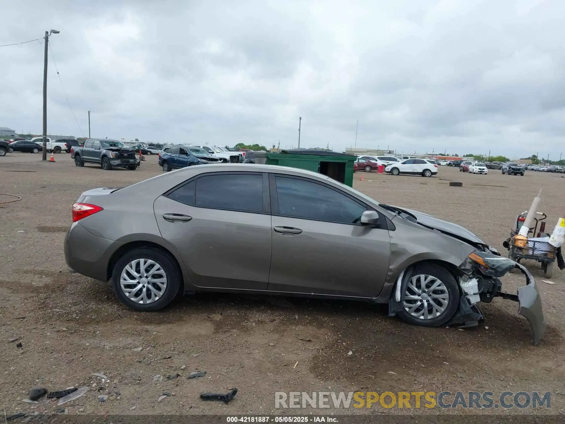 13 Фотография поврежденного автомобиля 2T1BURHE9KC160145 TOYOTA COROLLA 2019