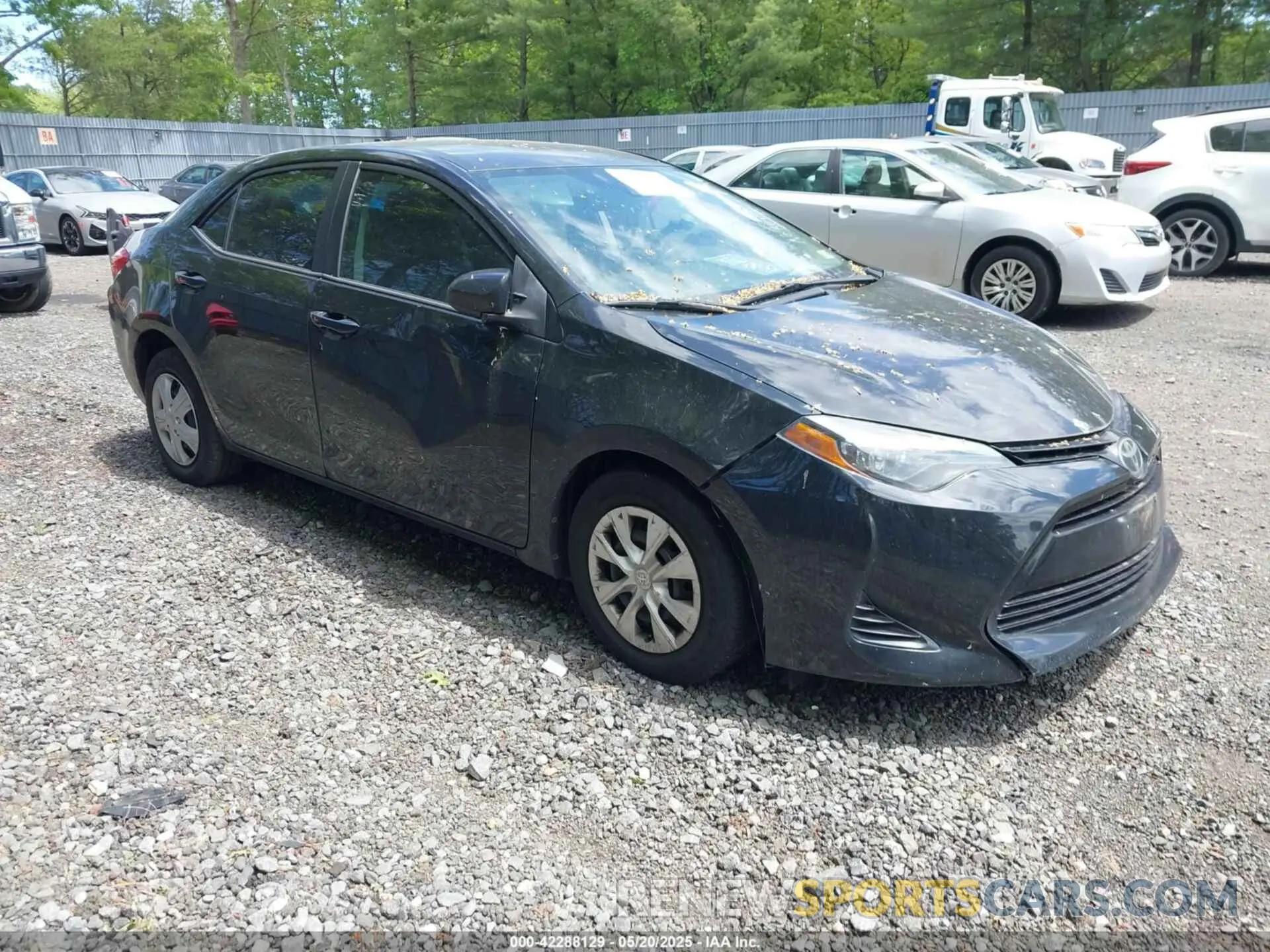 1 Photograph of a damaged car 2T1BURHE9KC183991 TOYOTA COROLLA 2019