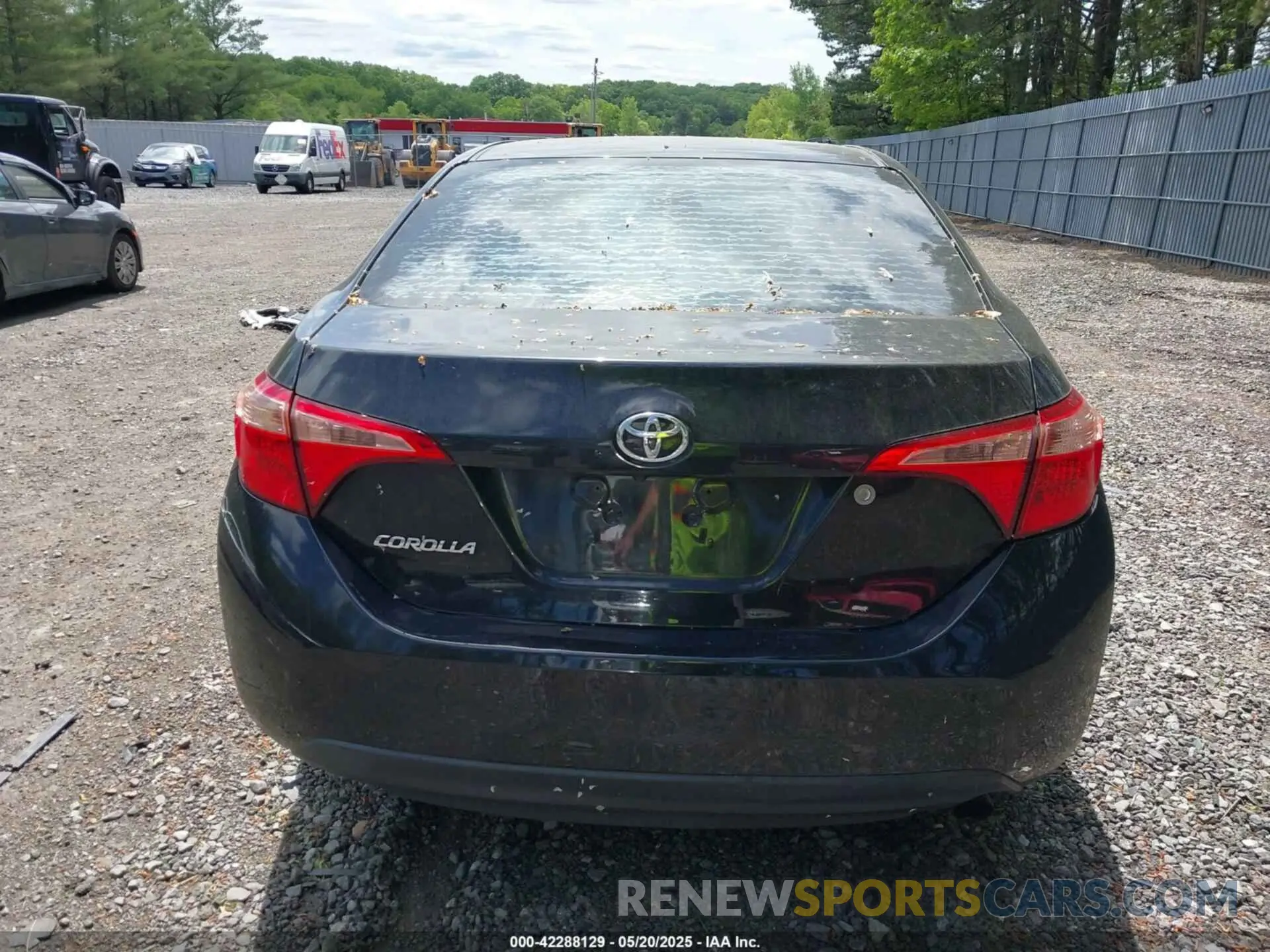 15 Photograph of a damaged car 2T1BURHE9KC183991 TOYOTA COROLLA 2019