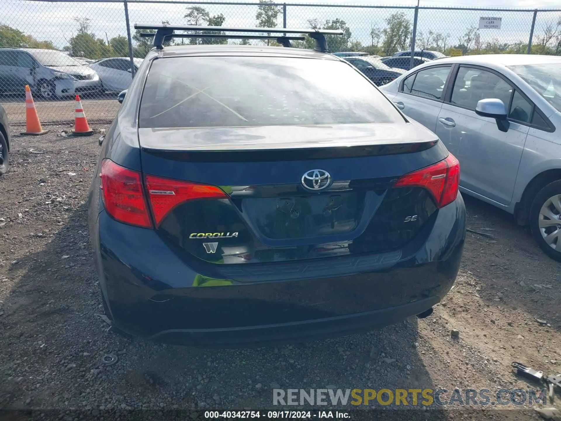16 Photograph of a damaged car 2T1BURHE9KC192769 TOYOTA COROLLA 2019