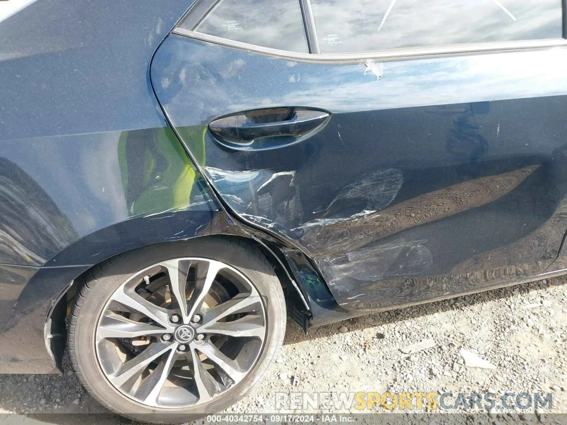 6 Photograph of a damaged car 2T1BURHE9KC192769 TOYOTA COROLLA 2019