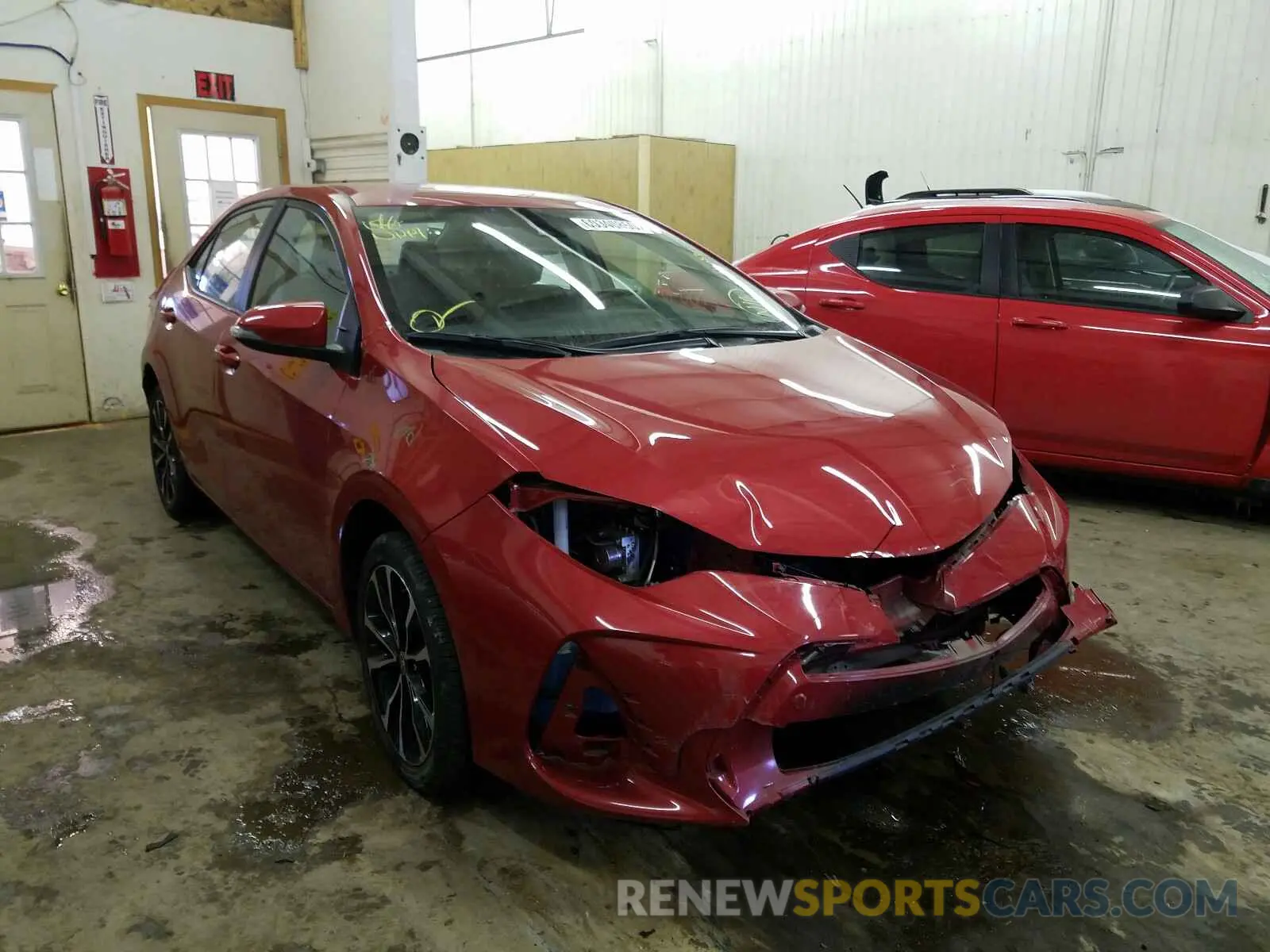 1 Photograph of a damaged car 2T1BURHE9KC196112 TOYOTA COROLLA 2019