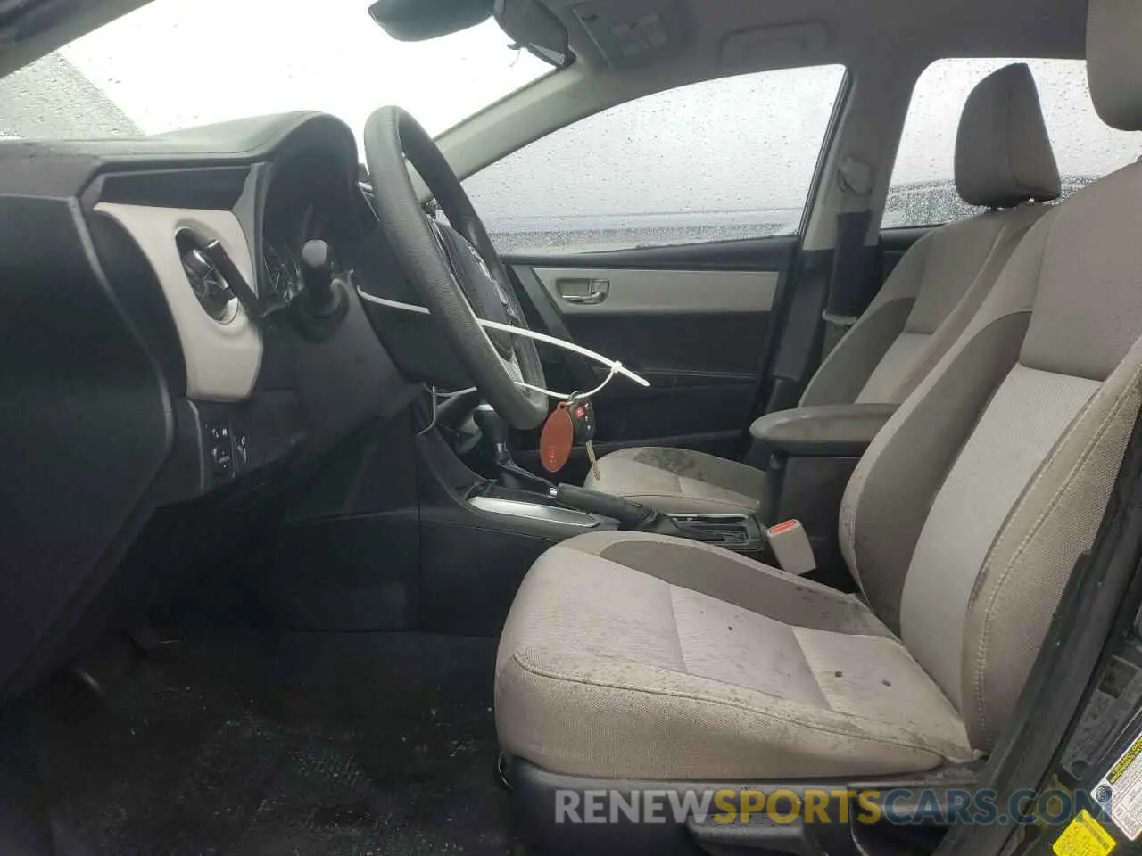 7 Photograph of a damaged car 2T1BURHE9KC208968 TOYOTA COROLLA 2019