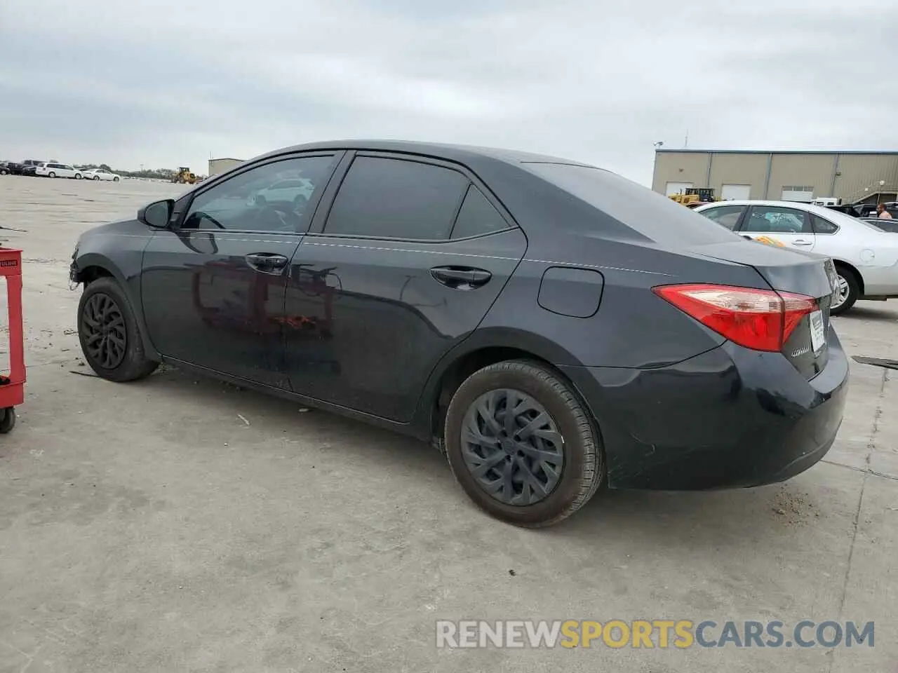2 Фотография поврежденного автомобиля 2T1BURHE9KC214933 TOYOTA COROLLA 2019