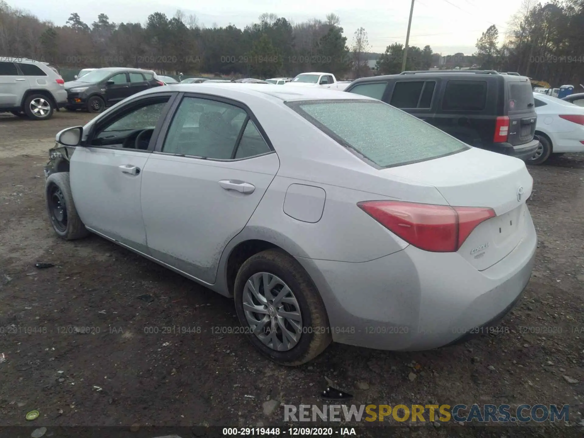 3 Photograph of a damaged car 2T1BURHE9KC220585 TOYOTA COROLLA 2019