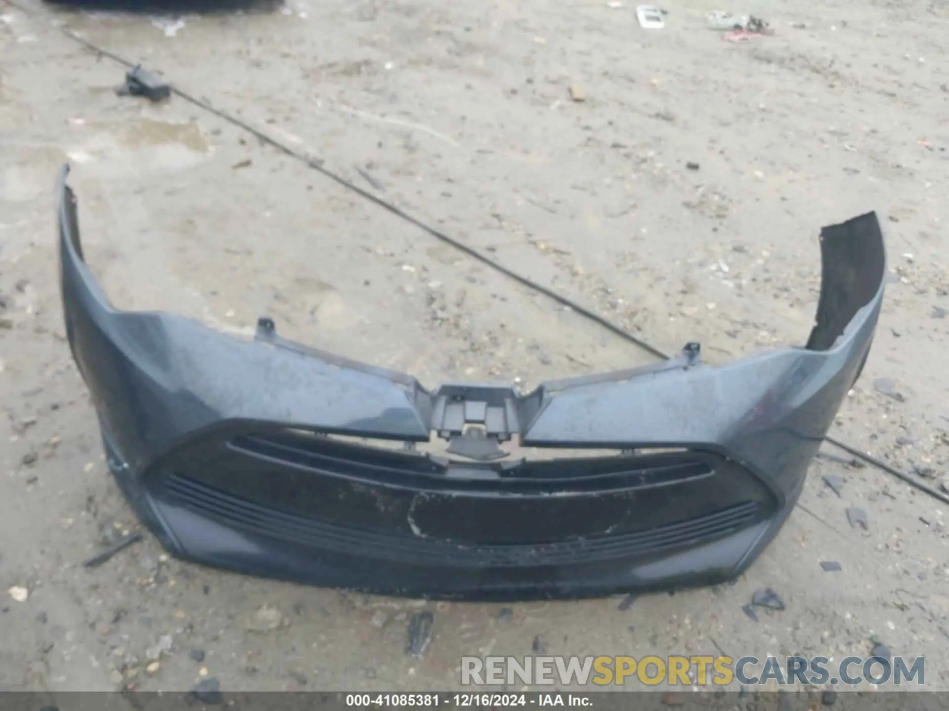 12 Photograph of a damaged car 2T1BURHE9KC223051 TOYOTA COROLLA 2019