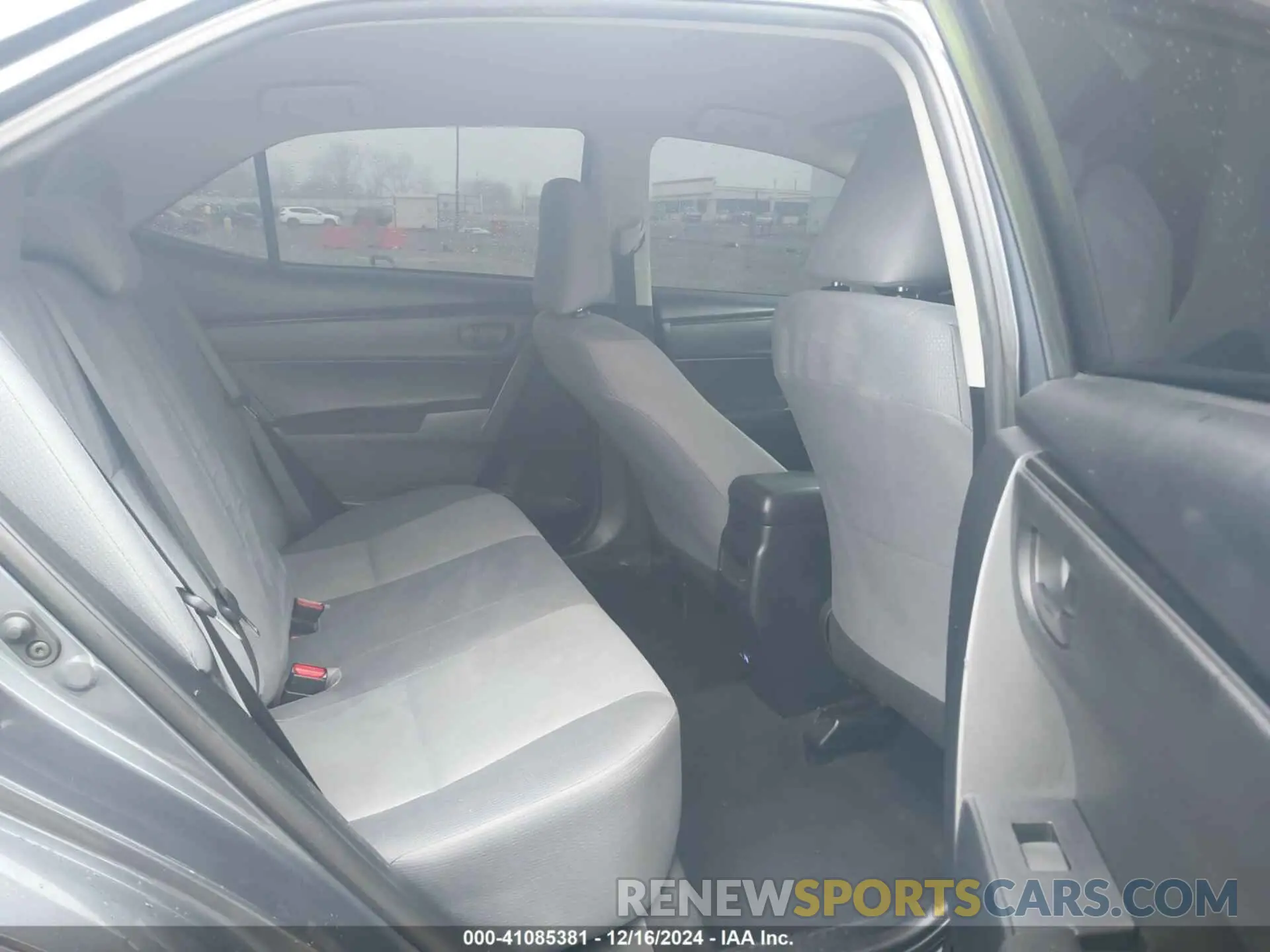 8 Photograph of a damaged car 2T1BURHE9KC223051 TOYOTA COROLLA 2019