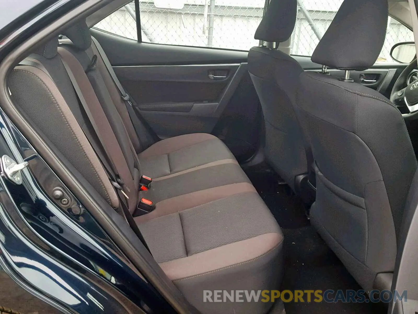 6 Photograph of a damaged car 2T1BURHE9KC232137 TOYOTA COROLLA 2019