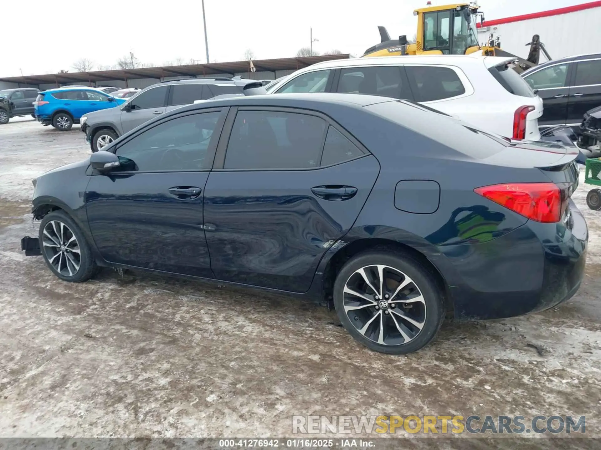 14 Photograph of a damaged car 2T1BURHE9KC232204 TOYOTA COROLLA 2019
