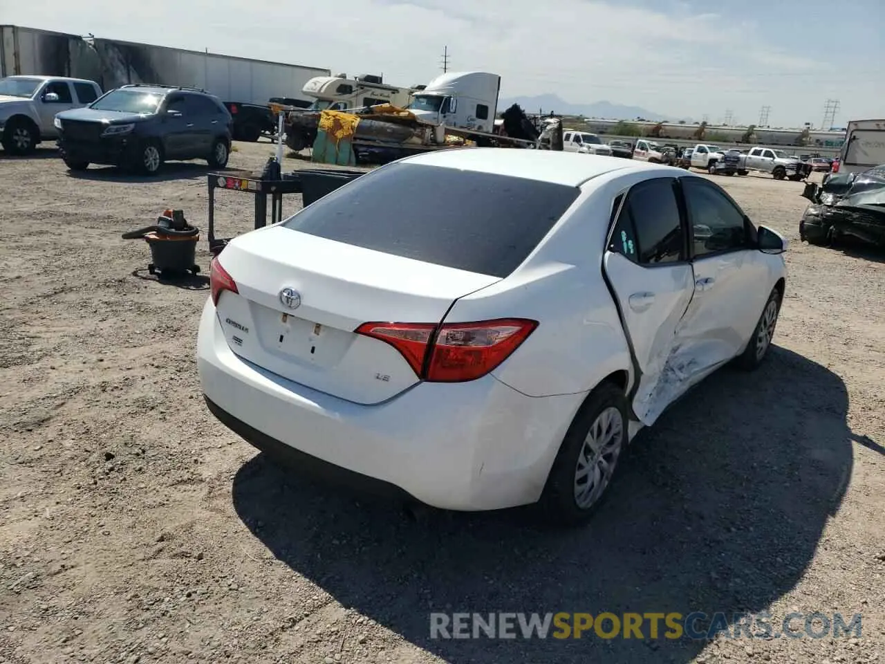 4 Фотография поврежденного автомобиля 2T1BURHE9KC237032 TOYOTA COROLLA 2019