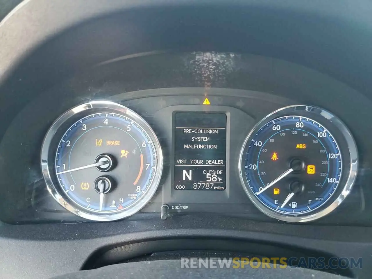 9 Фотография поврежденного автомобиля 2T1BURHE9KC237743 TOYOTA COROLLA 2019